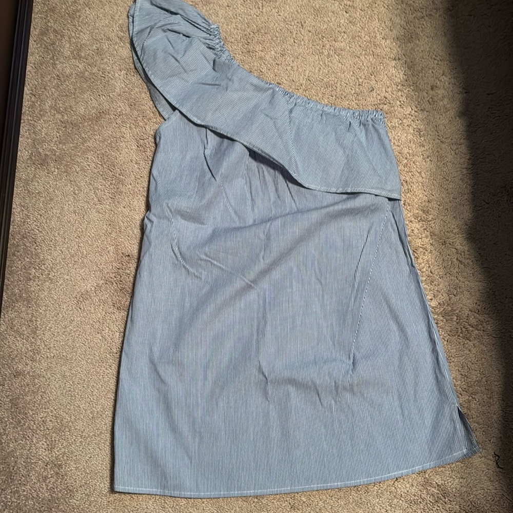 NWT boutique brand dress in size large. Brand Top it Off - navy striped.